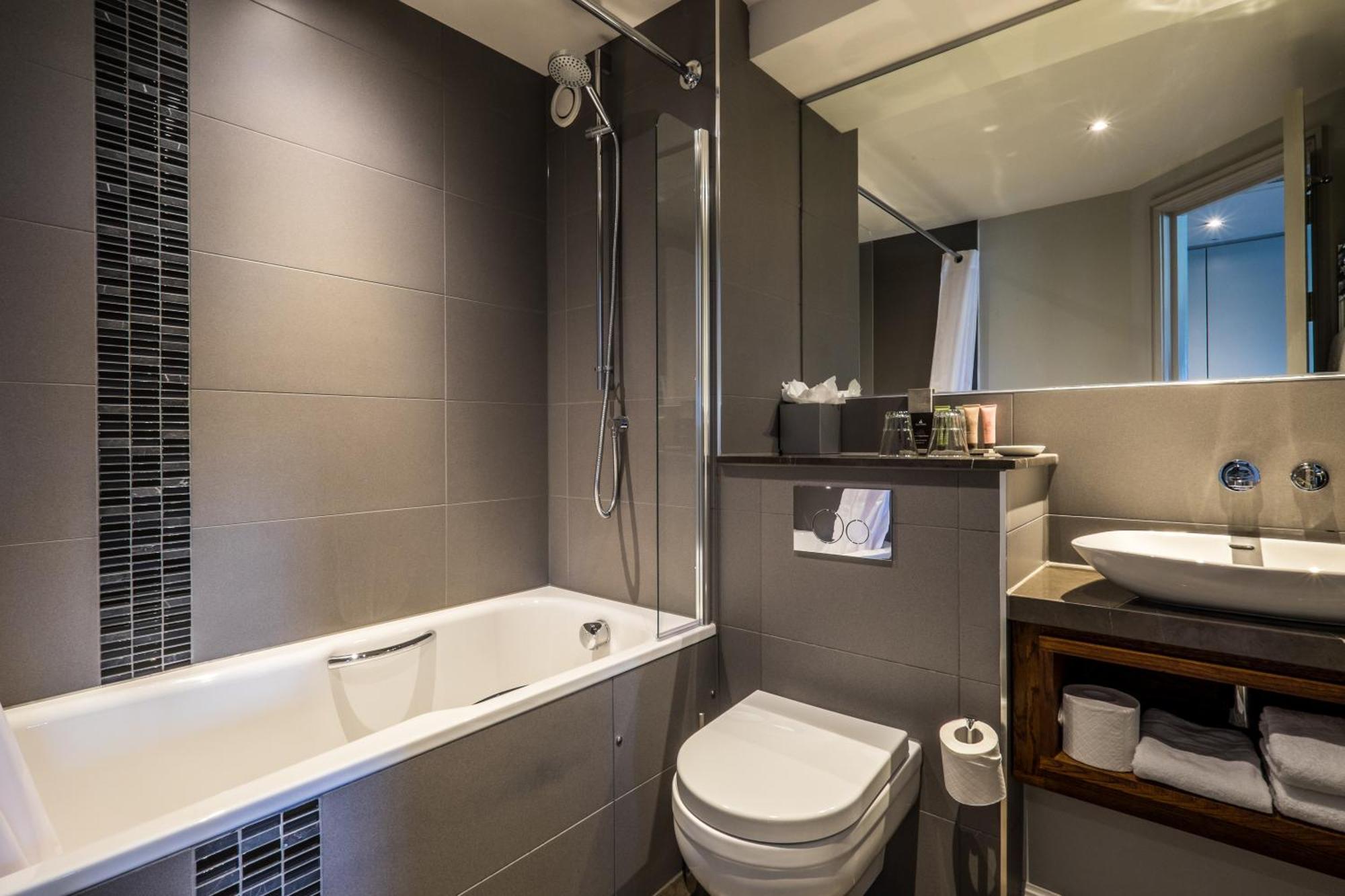 The Alexander Pope Hotel Twickenham Eksteriør billede
